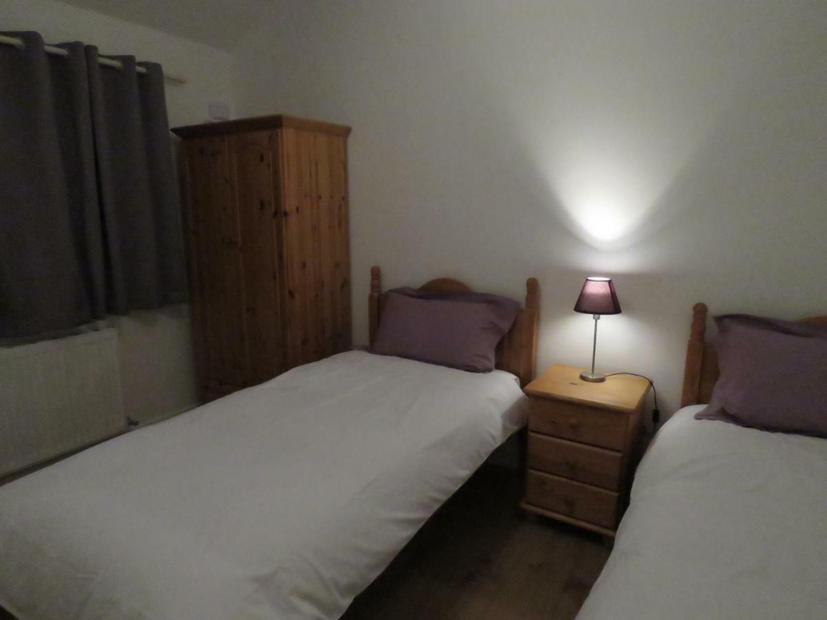 The Lodge Guesthouse Brittas Zewnętrze zdjęcie